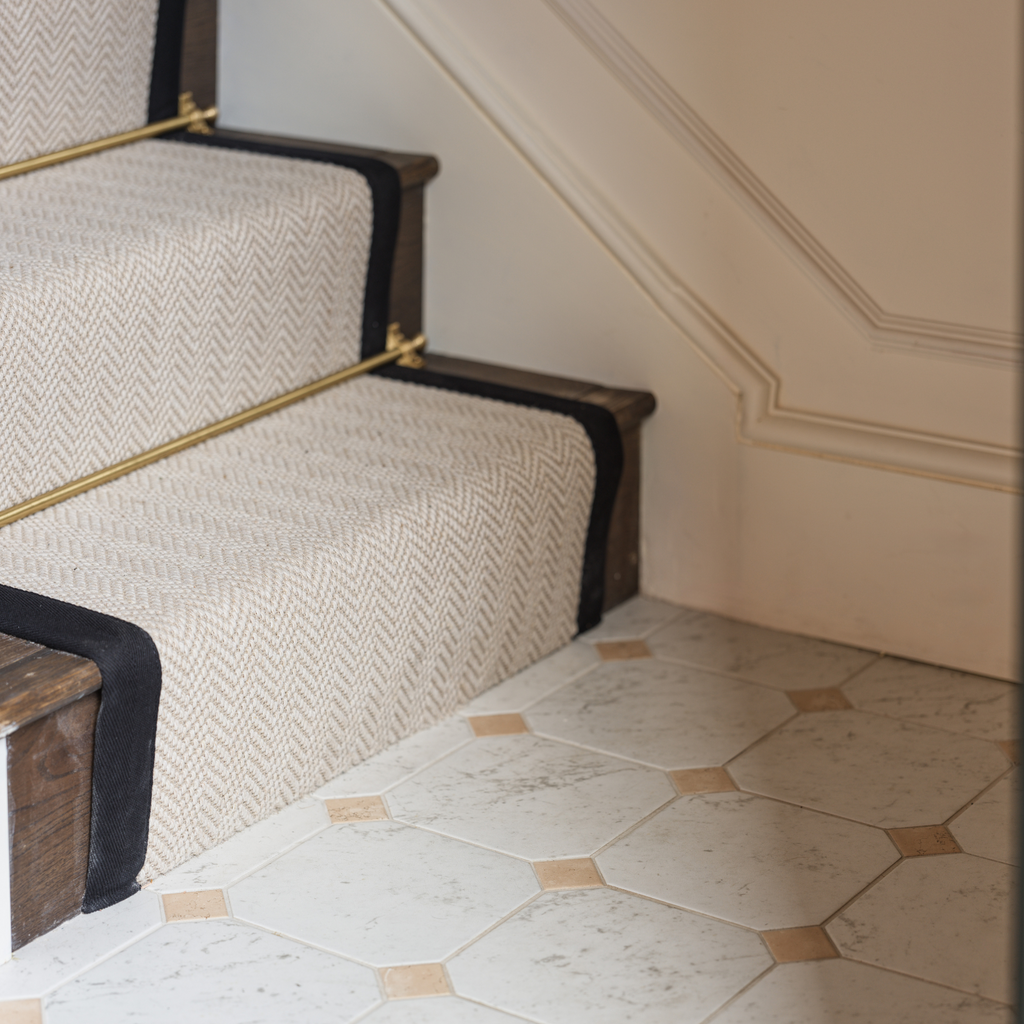 Como Rosa Octagon & Dot